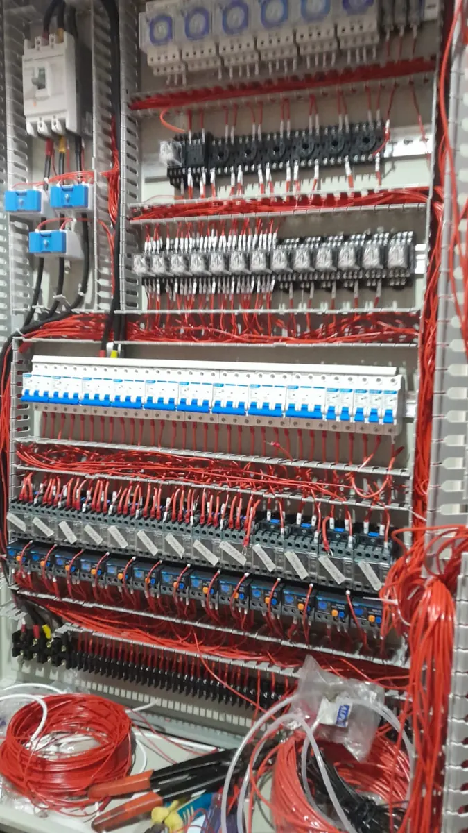 Proyek Electrical Panel